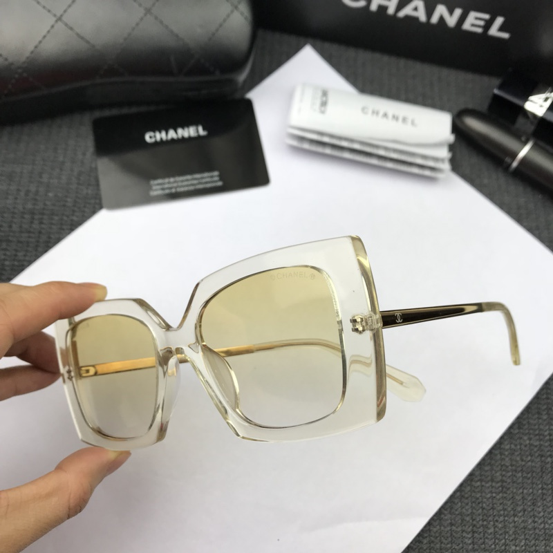 CHNL Sunglasses AAAA-658