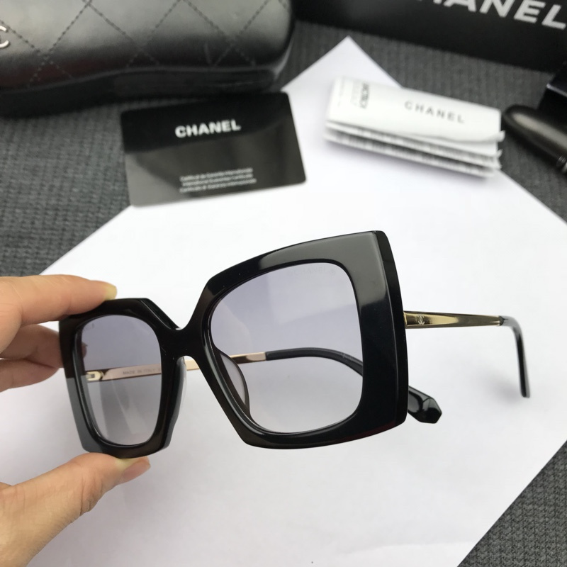 CHNL Sunglasses AAAA-659