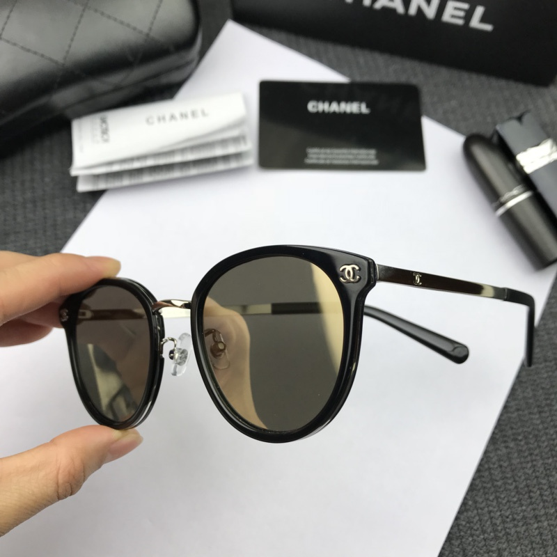 CHNL Sunglasses AAAA-668