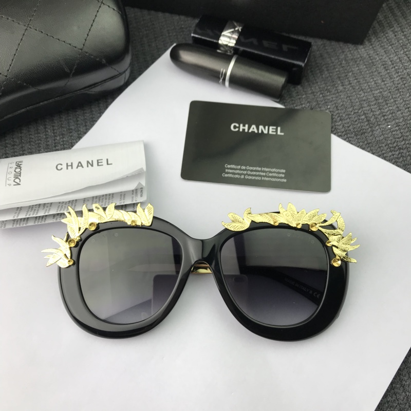 CHNL Sunglasses AAAA-689