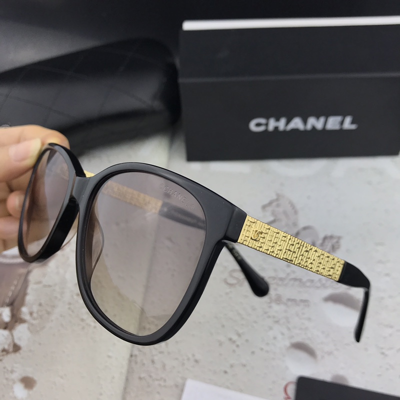 CHNL Sunglasses AAAA-702