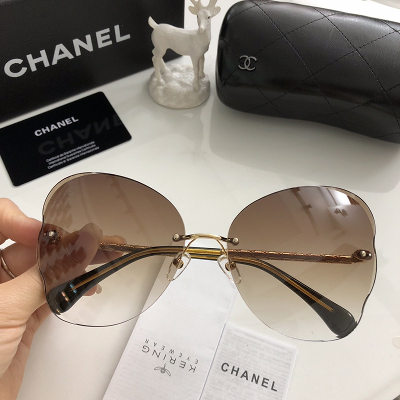 CHNL Sunglasses AAAA-749