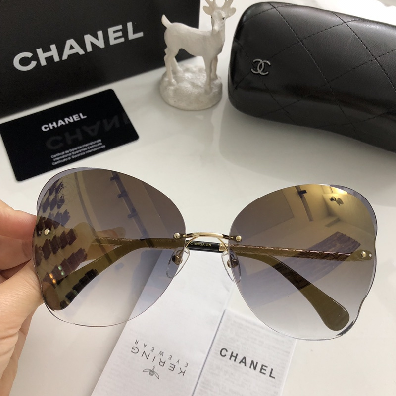 CHNL Sunglasses AAAA-752