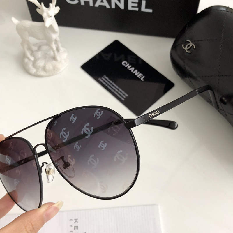 CHNL Sunglasses AAAA-774