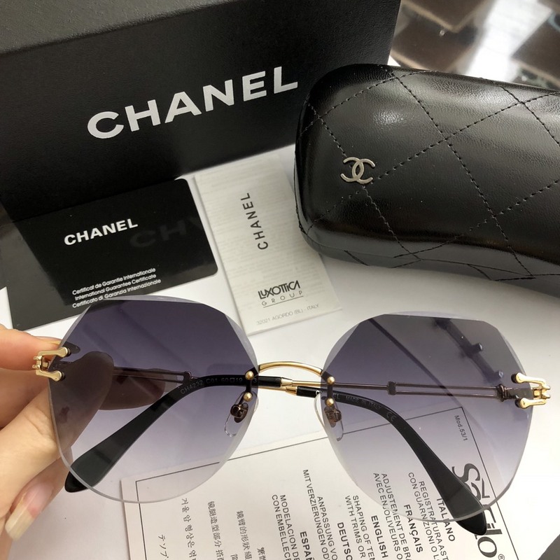 CHNL Sunglasses AAAA-819