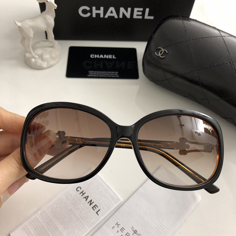 CHNL Sunglasses AAAA-884