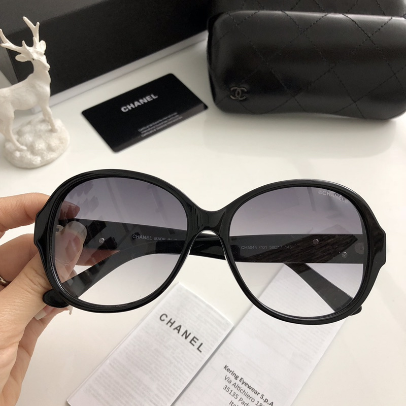 CHNL Sunglasses AAAA-933