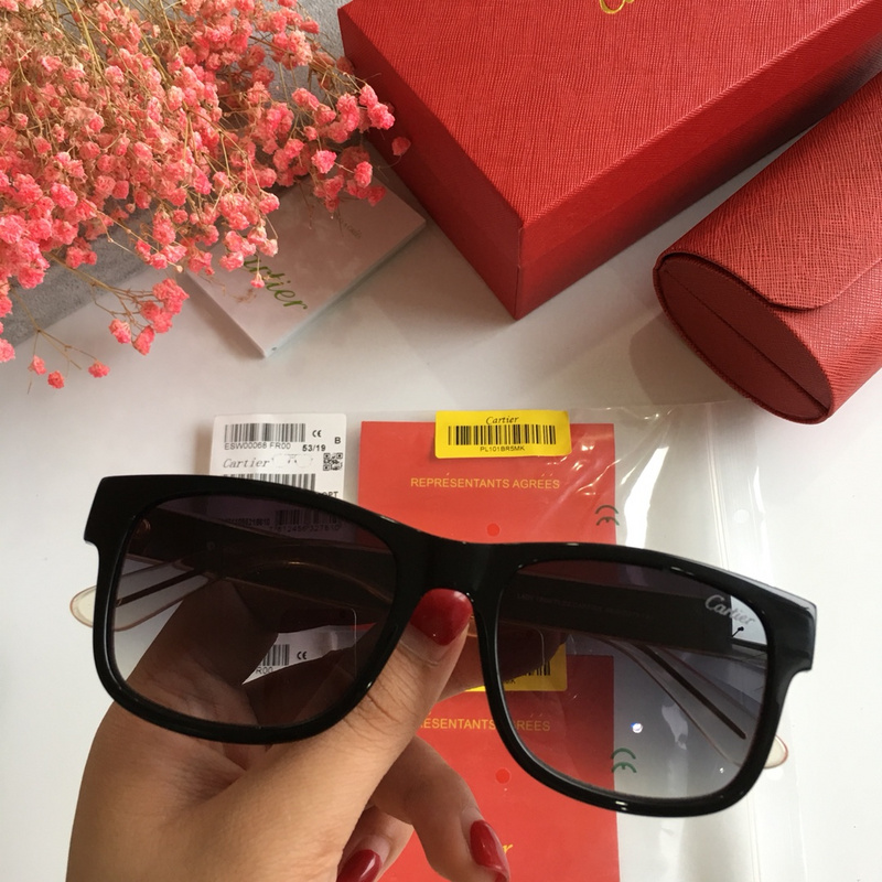 Cartier Sunglasses AAAA-065