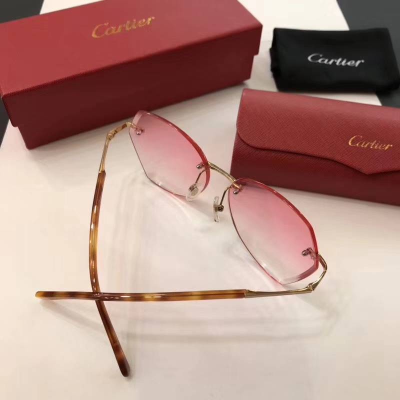 Cartier Sunglasses AAAA-106