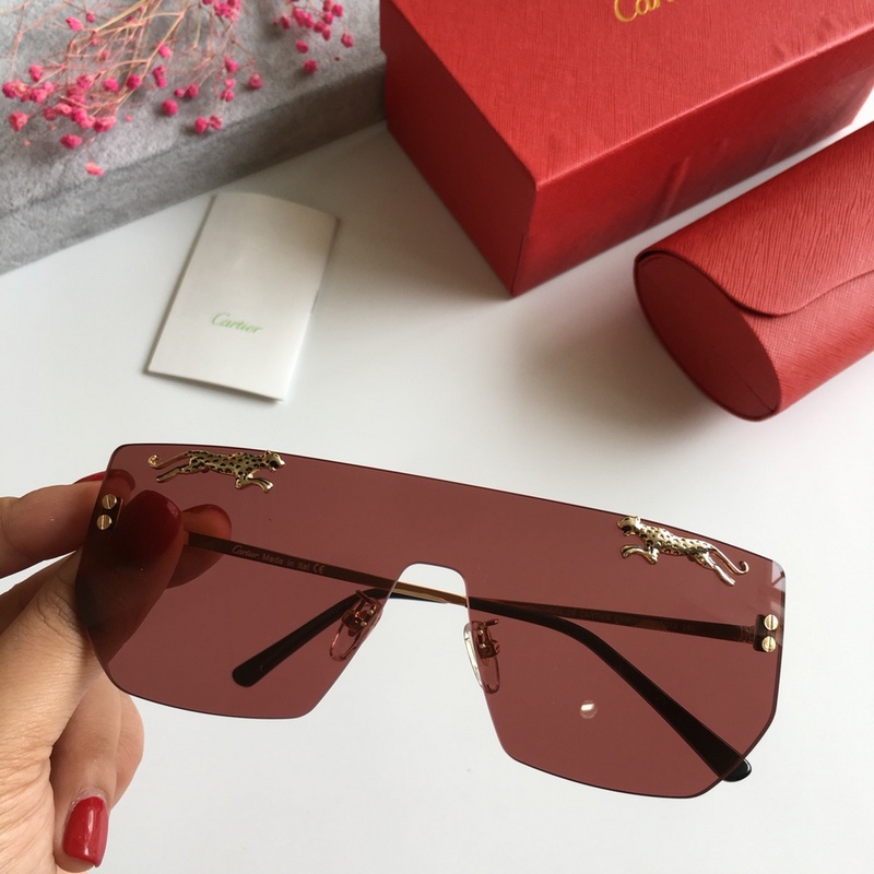 Cartier Sunglasses AAAA-113