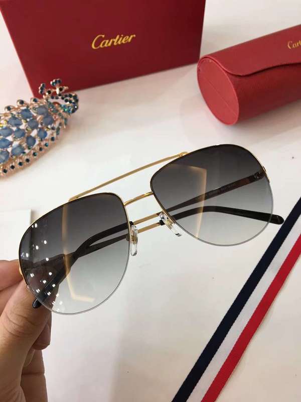 Cartier Sunglasses AAAA-122