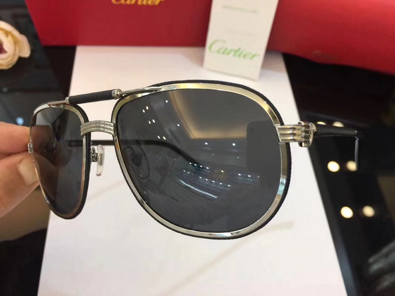 Cartier Sunglasses AAAA-126