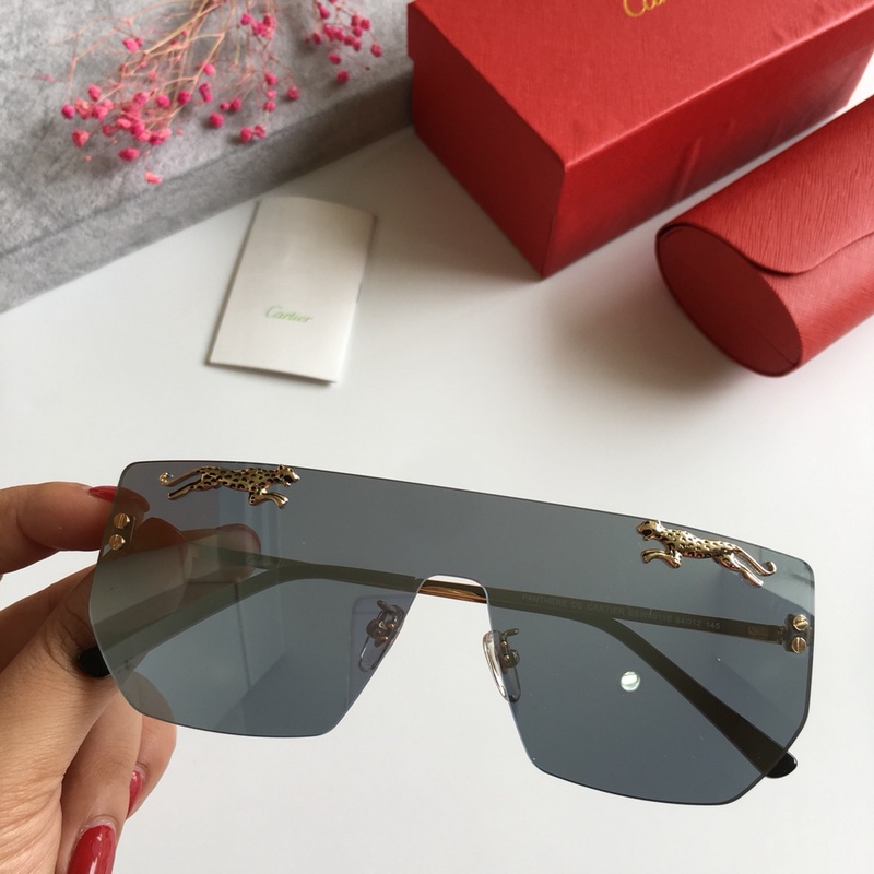 Cartier Sunglasses AAAA-144