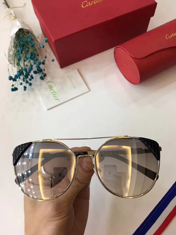 Cartier Sunglasses AAAA-196