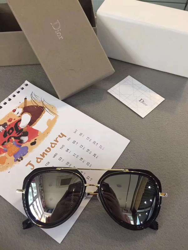 Dior Sunglasses AAAA-005