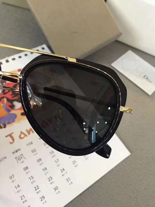 Dior Sunglasses AAAA-014