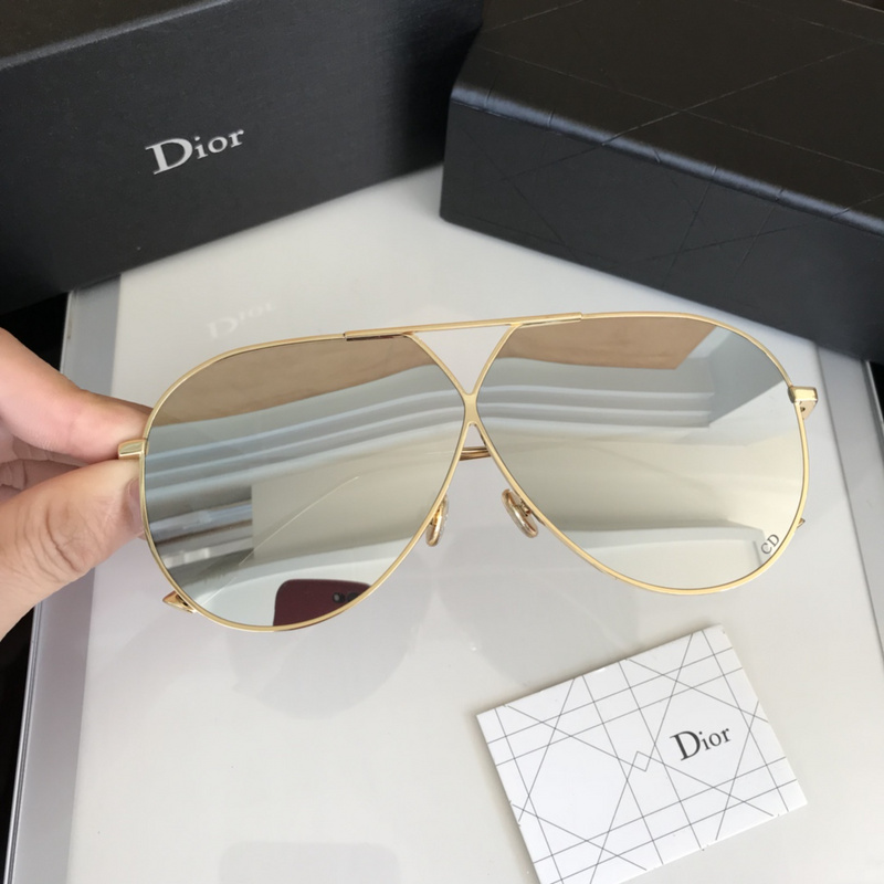 Dior Sunglasses AAAA-050