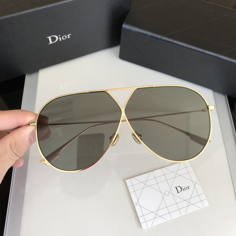 Dior Sunglasses AAAA-052