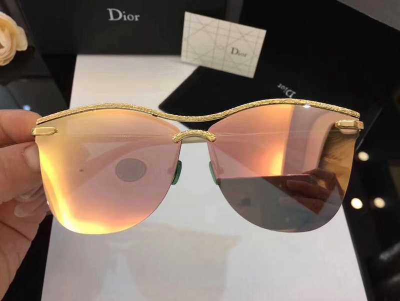 Dior Sunglasses AAAA-055