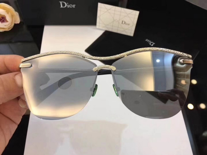 Dior Sunglasses AAAA-061