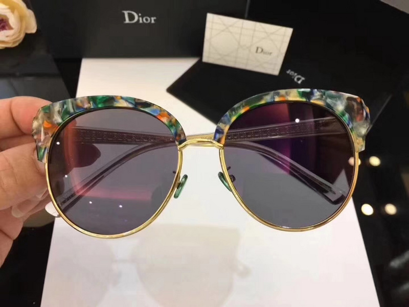 Dior Sunglasses AAAA-062