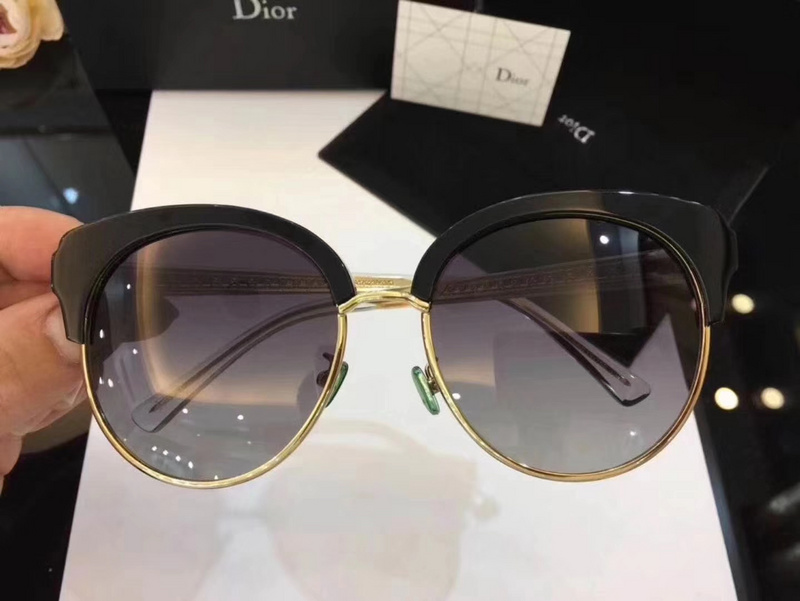 Dior Sunglasses AAAA-065