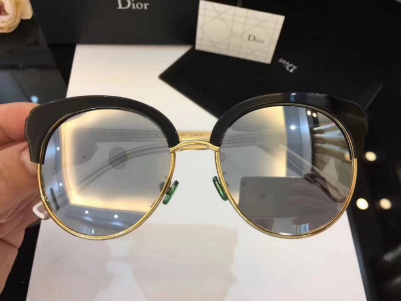 Dior Sunglasses AAAA-067