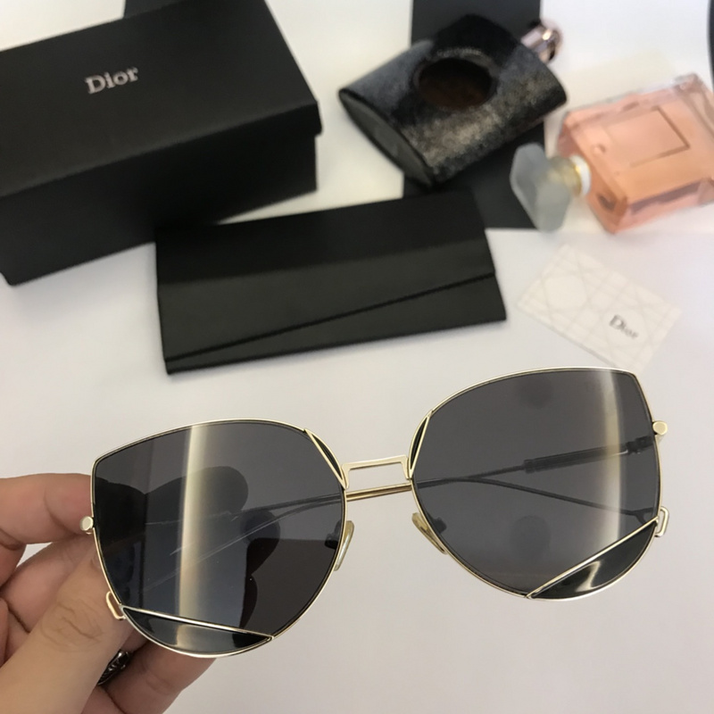 Dior Sunglasses AAAA-083