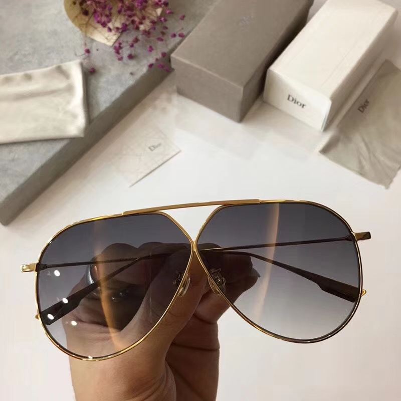 Dior Sunglasses AAAA-095