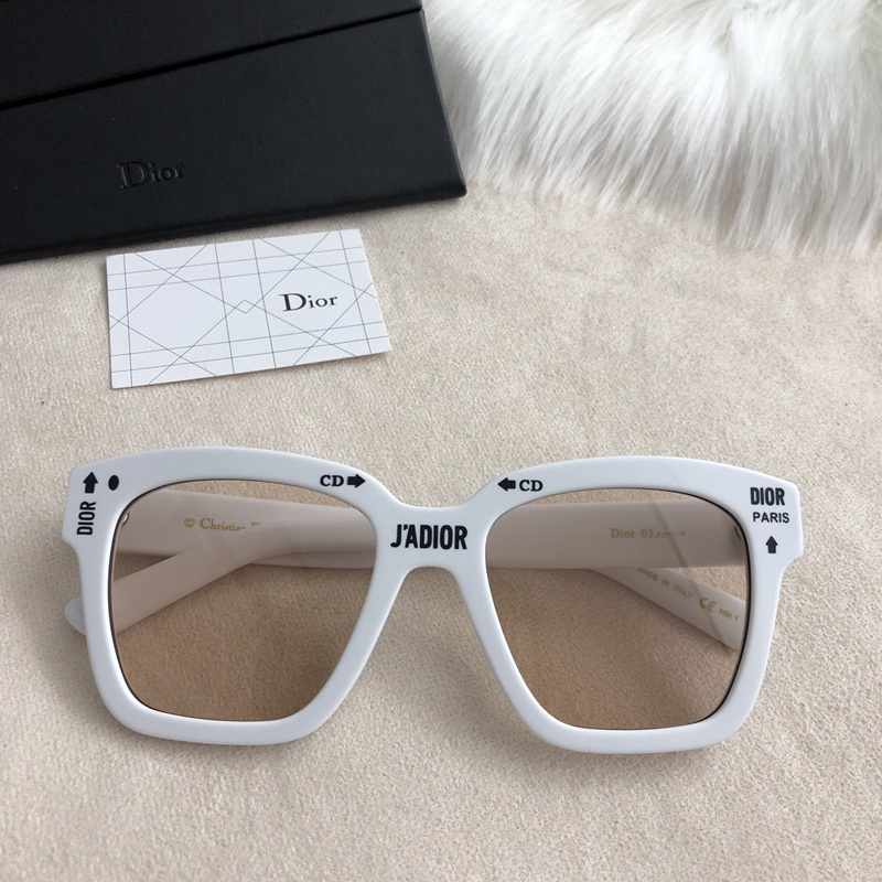 Dior Sunglasses AAAA-1028