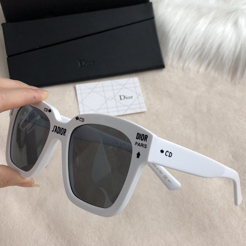 Dior Sunglasses AAAA-1030