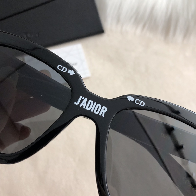 Dior Sunglasses AAAA-1032