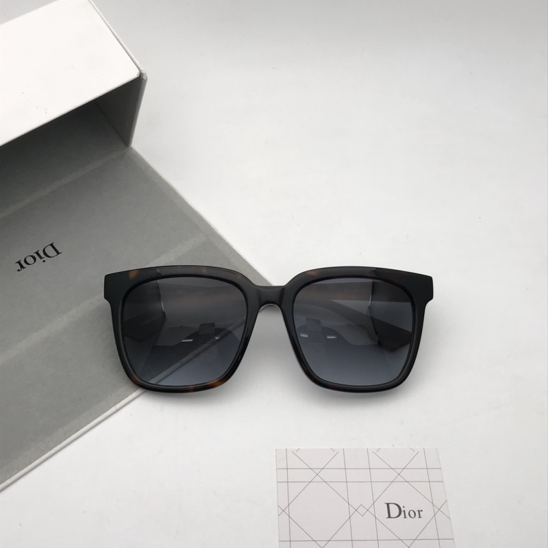 Dior Sunglasses AAAA-1085