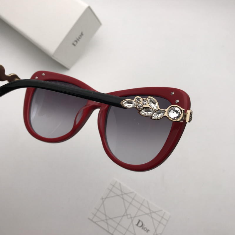 Dior Sunglasses AAAA-1106