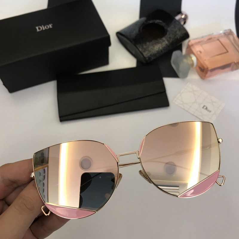 Dior Sunglasses AAAA-111