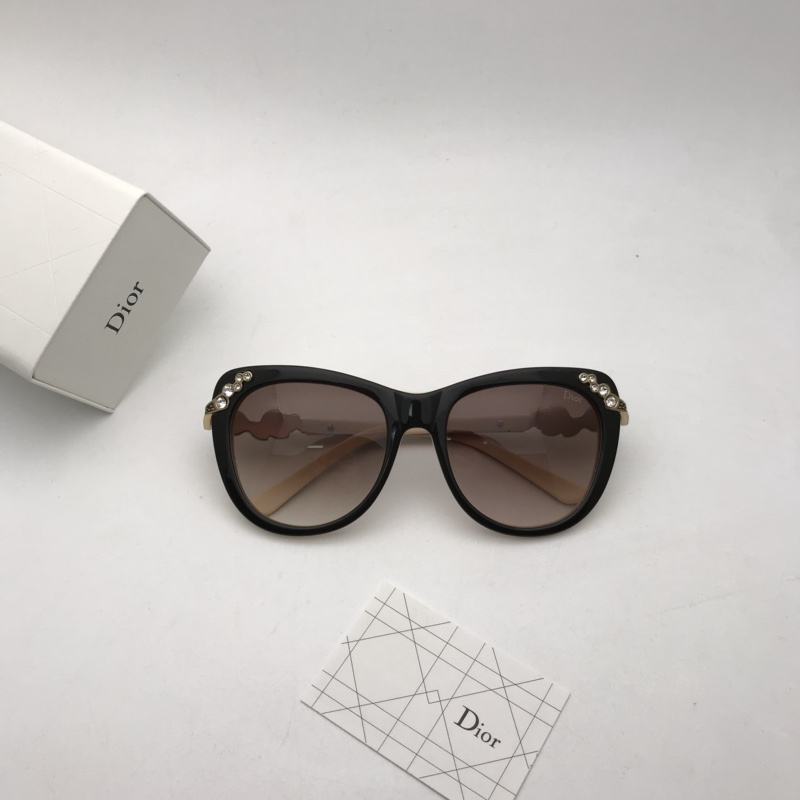 Dior Sunglasses AAAA-1111