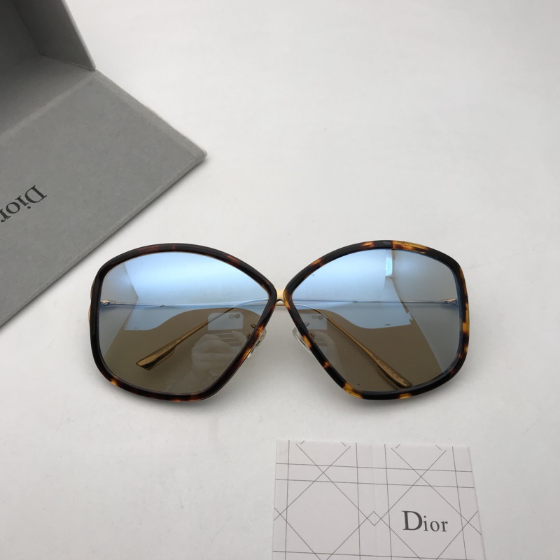 Dior Sunglasses AAAA-1124