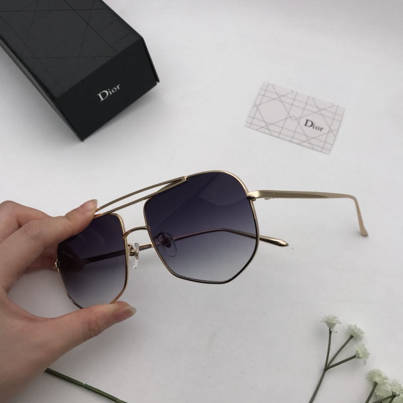 Dior Sunglasses AAAA-1160