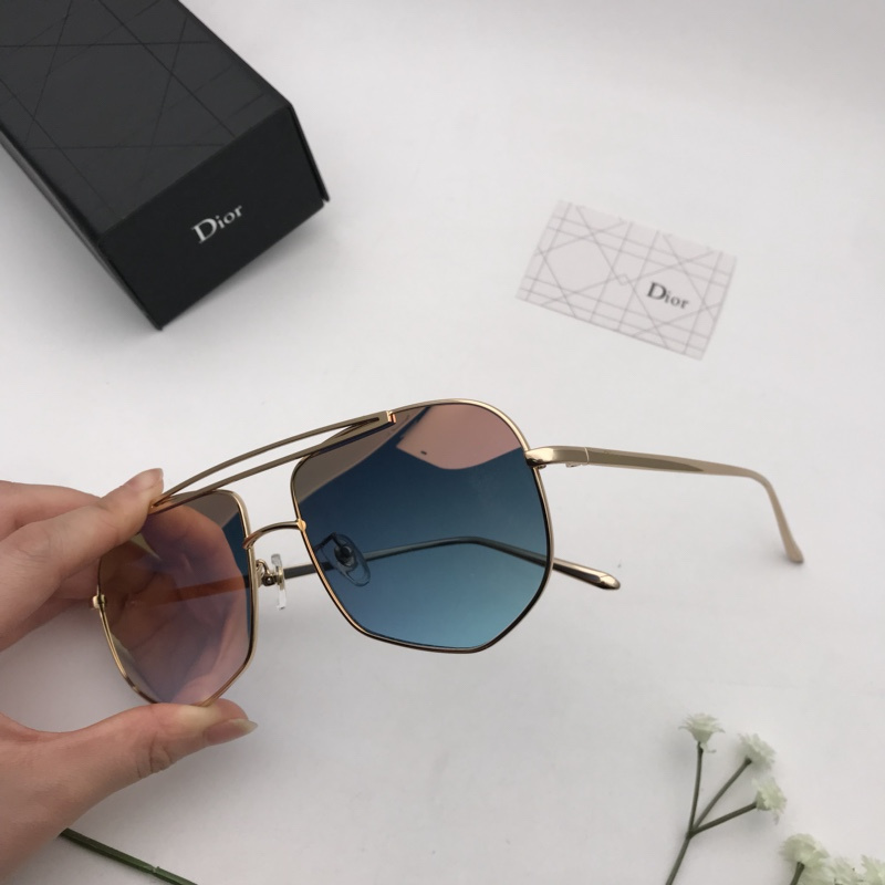 Dior Sunglasses AAAA-1164