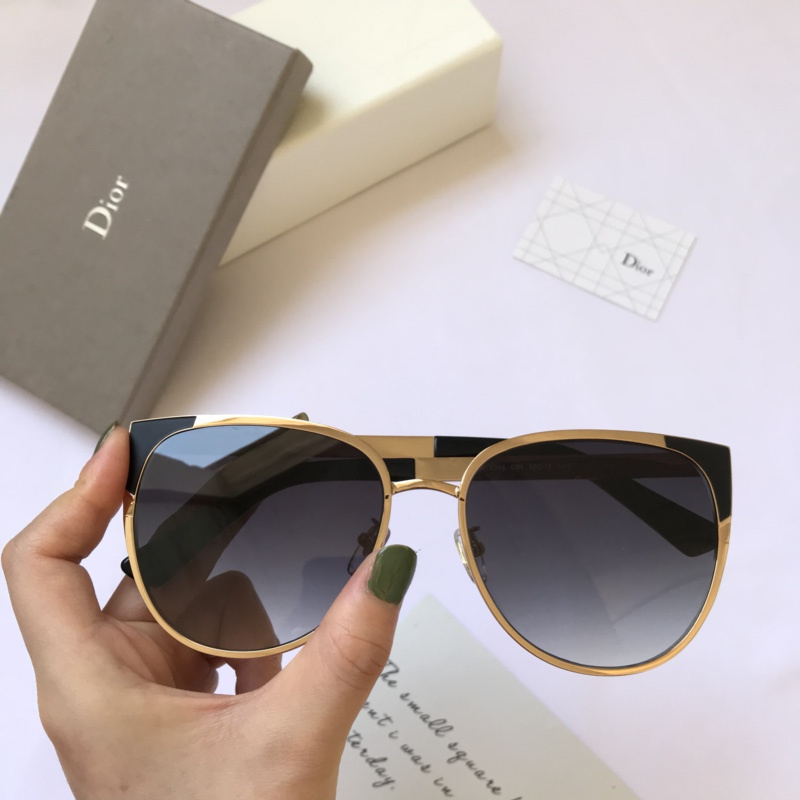 Dior Sunglasses AAAA-1174