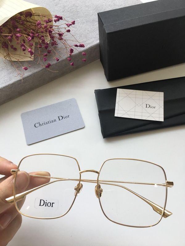 Dior Sunglasses AAAA-1185