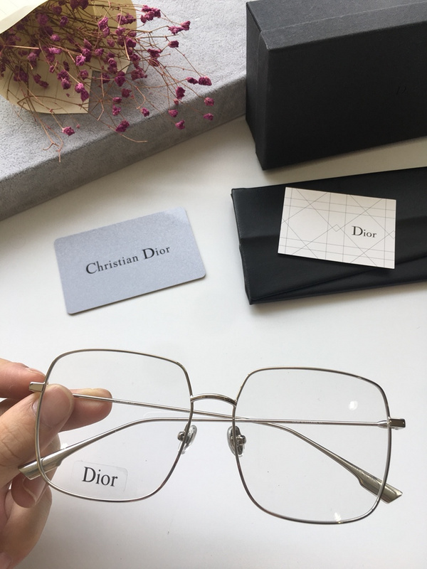 Dior Sunglasses AAAA-1186