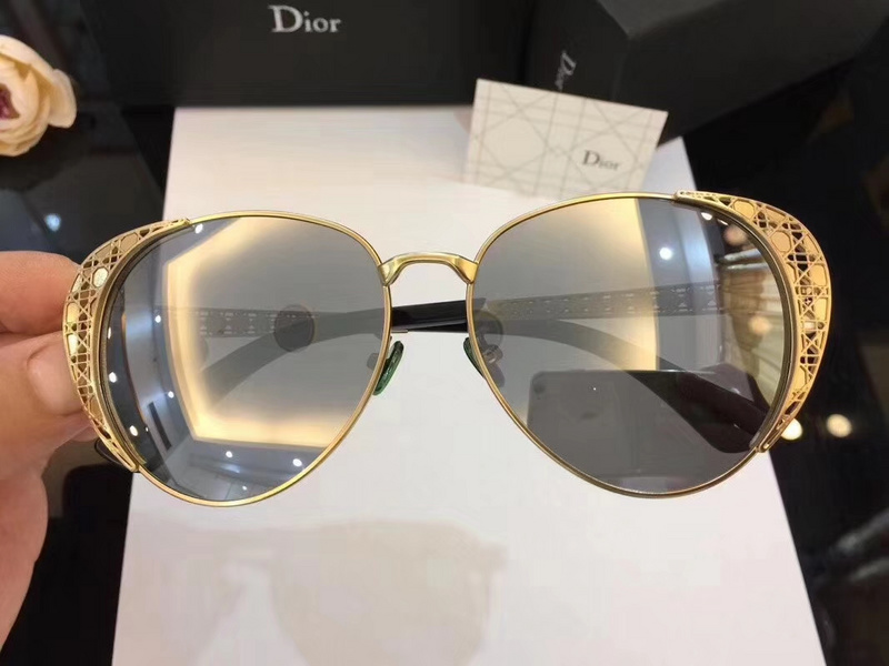 Dior Sunglasses AAAA-168