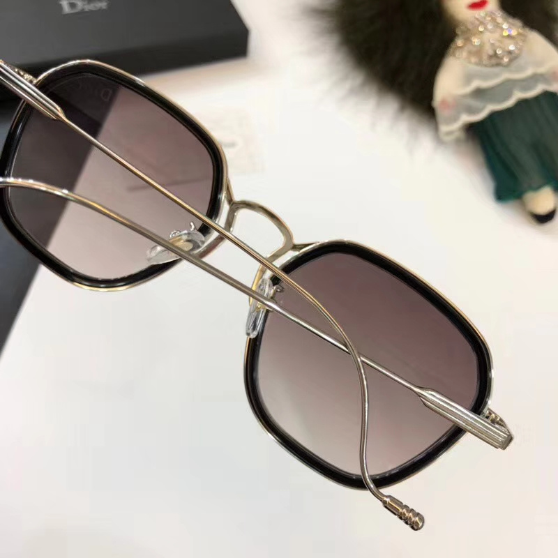 Dior Sunglasses AAAA-170