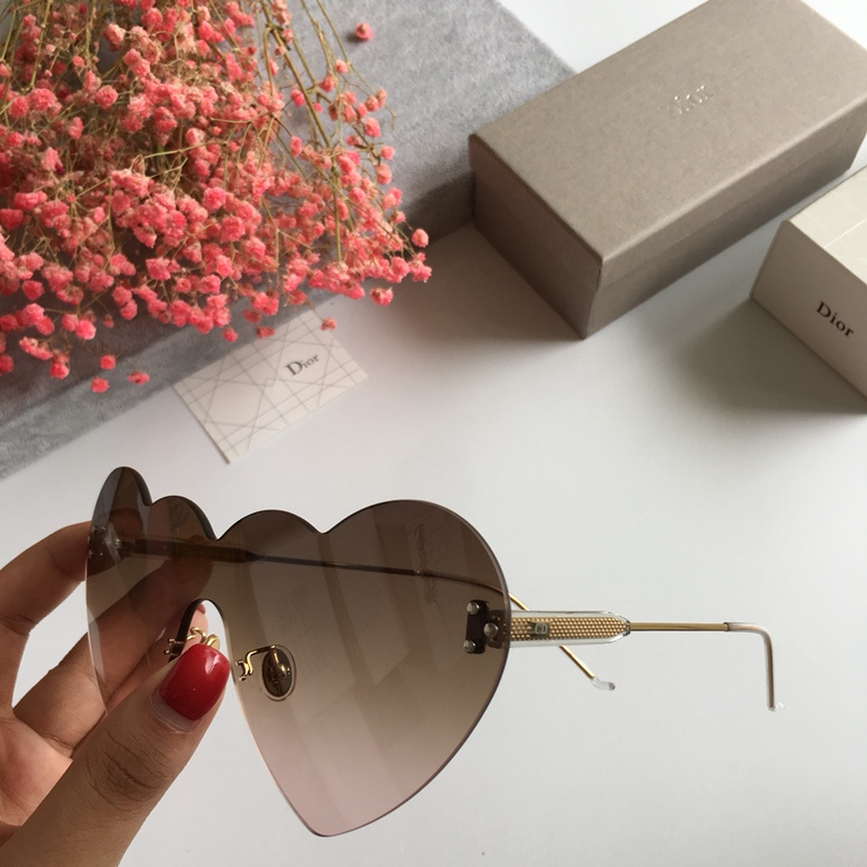 Dior Sunglasses AAAA-177