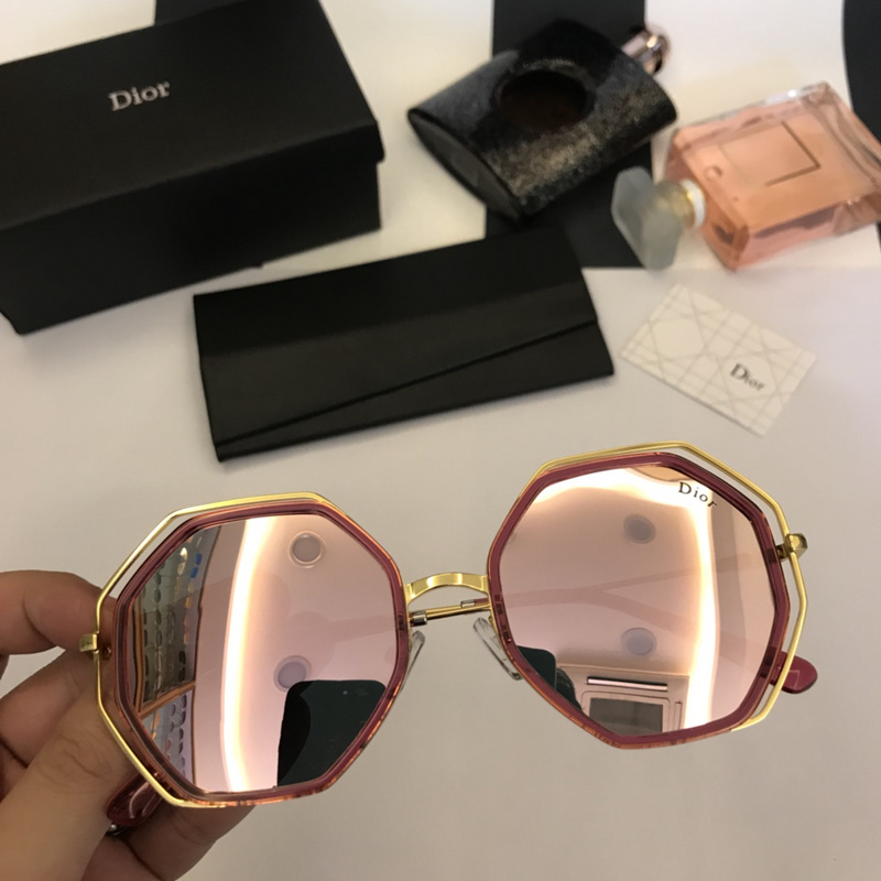 Dior Sunglasses AAAA-184