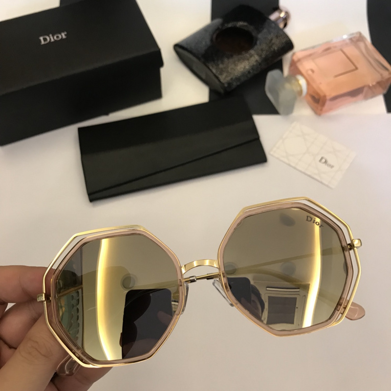 Dior Sunglasses AAAA-187