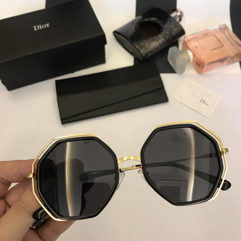 Dior Sunglasses AAAA-195