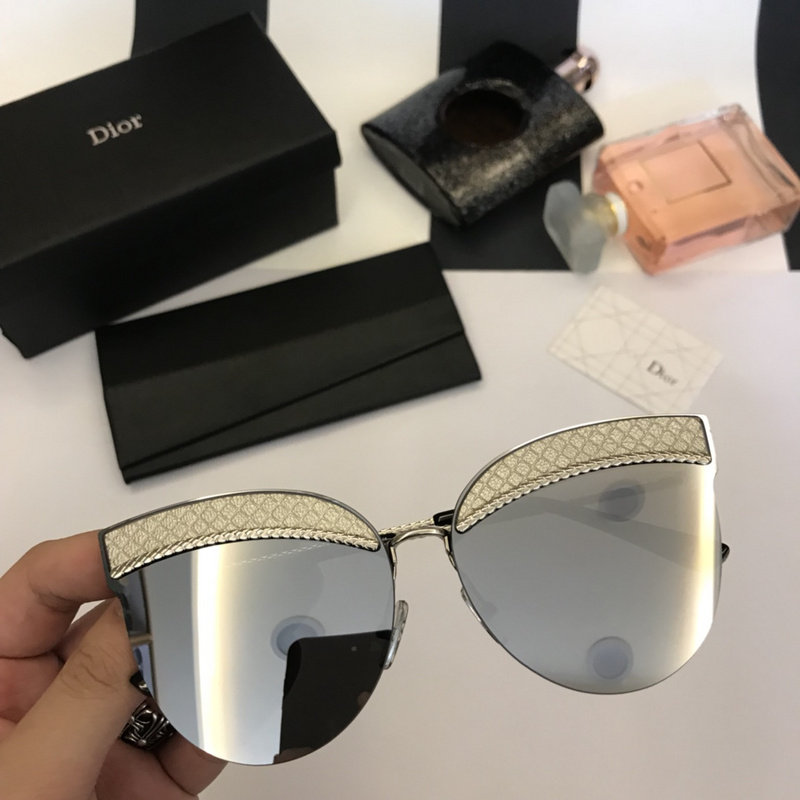 Dior Sunglasses AAAA-200