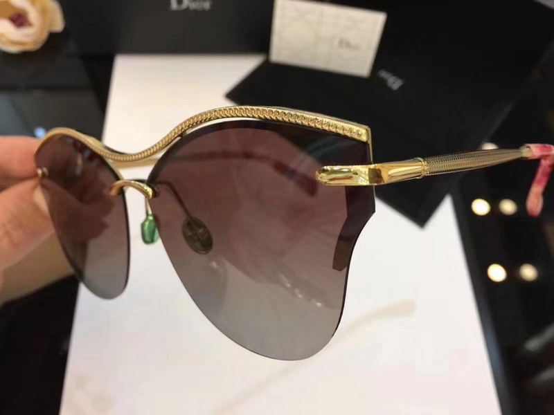 Dior Sunglasses AAAA-208